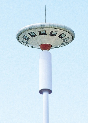 飞碟型路灯景观落地通信塔